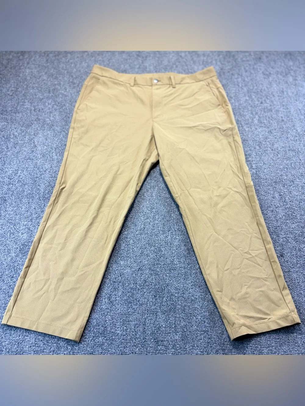 CRZ YOGA Men's Size 36 × 26 Golf Pants Tan Khaki Stretch Quick Dry Chino